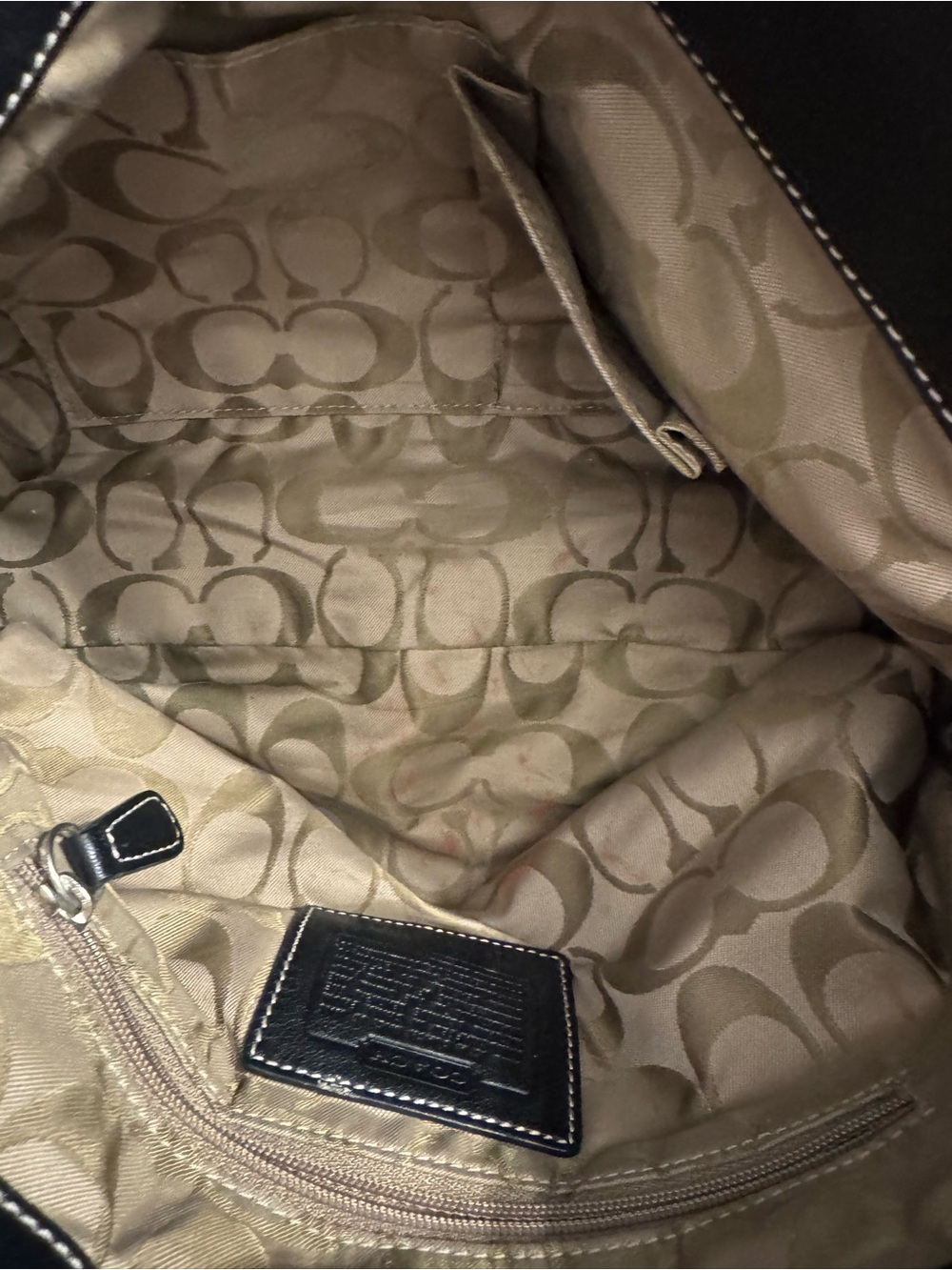 Vintage Coach Soho Hobo Black Leather Buckle Shoulder Bag # 9249 - Picture 4 of 5